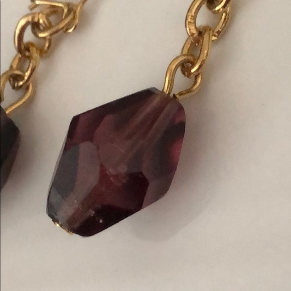 FACETED PURPLE CRYSTAL W/GOLD TONE CHAIN - Picture 10 of 12